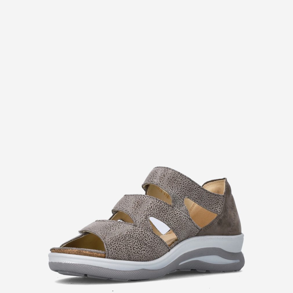 10855_Fidelio__Dames_135