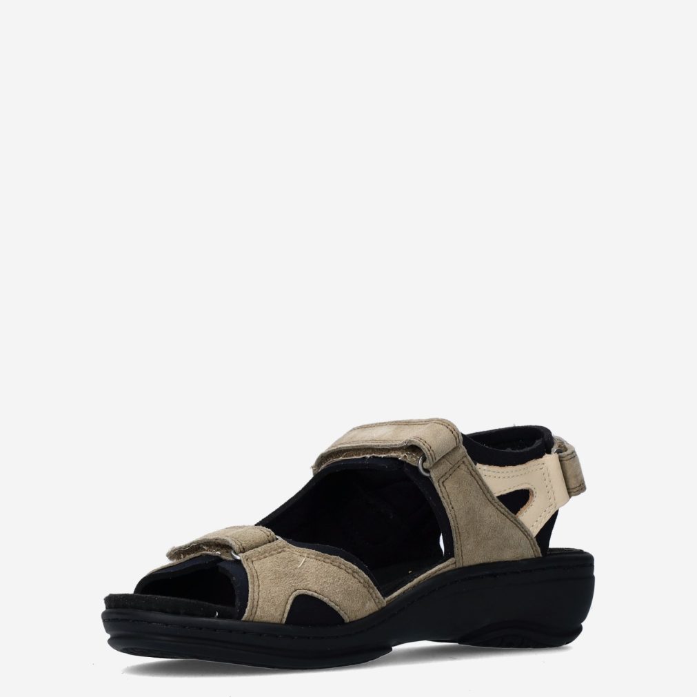 10860_Fidelio__Dames_135